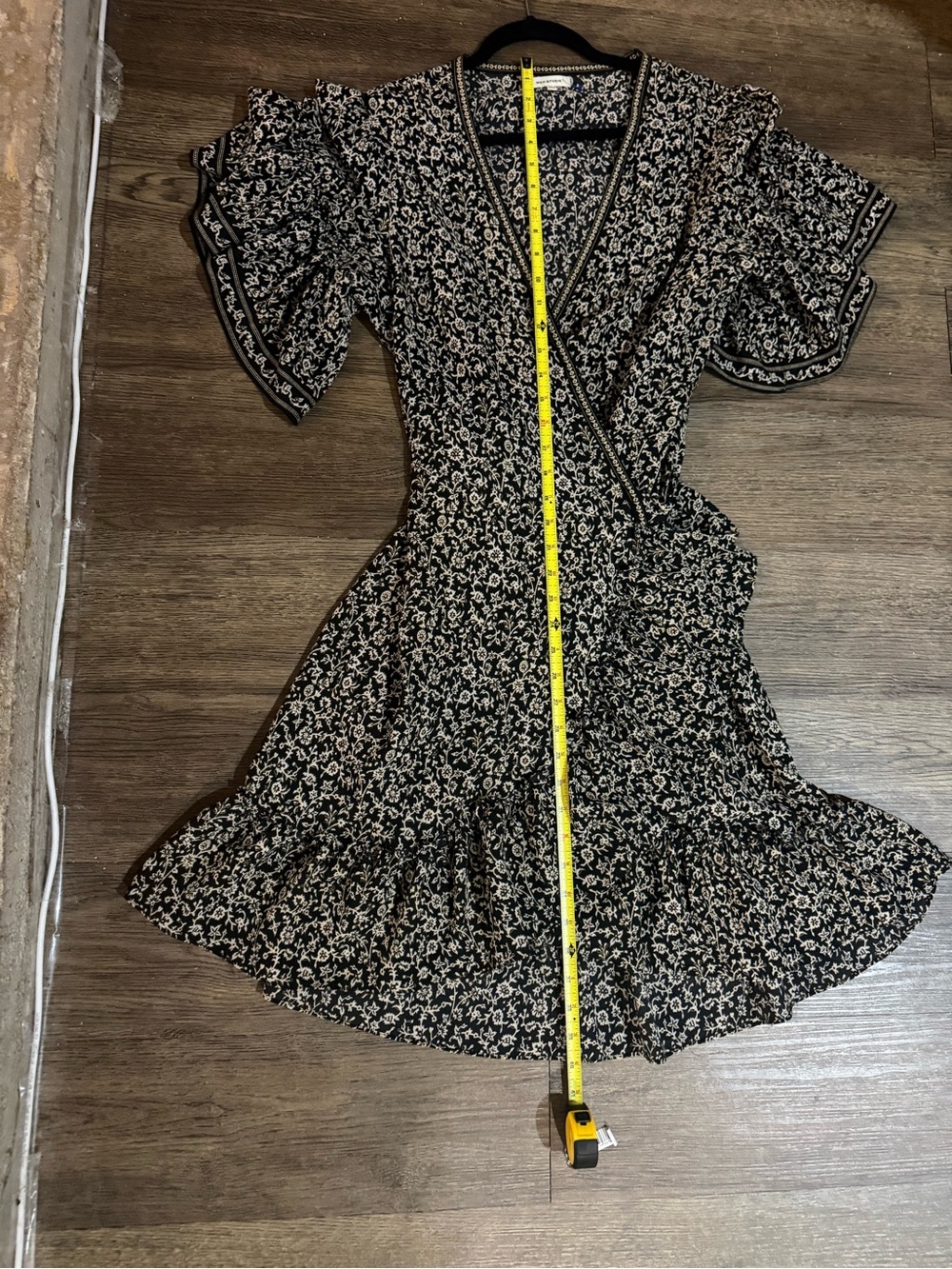 Max Studio Black and White Floral High-Low Wrap Dress - Picture 5 of 5